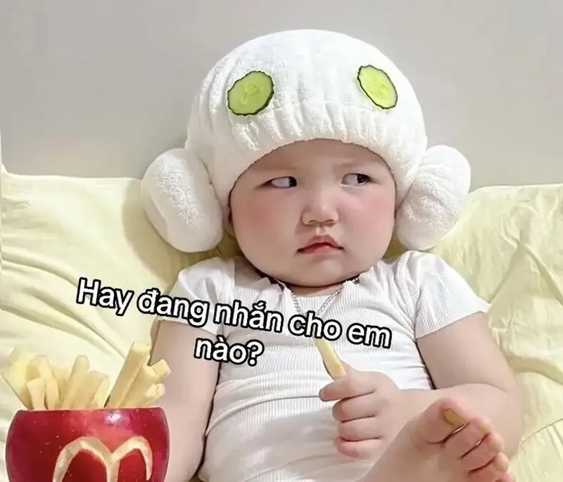 Mang lại tiếng cười cho màn hình của bạn với hình nền vịt meme cực kỳ hài hước.