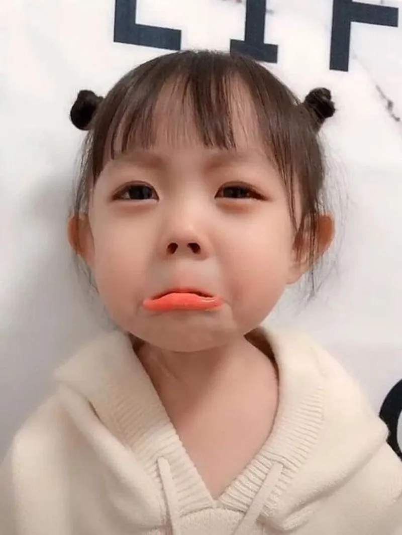 Meme cute em bé là những khoảnh khắc tinh nghịch mà bạn không thể bỏ lỡ để thư giãn mỗi ngày.