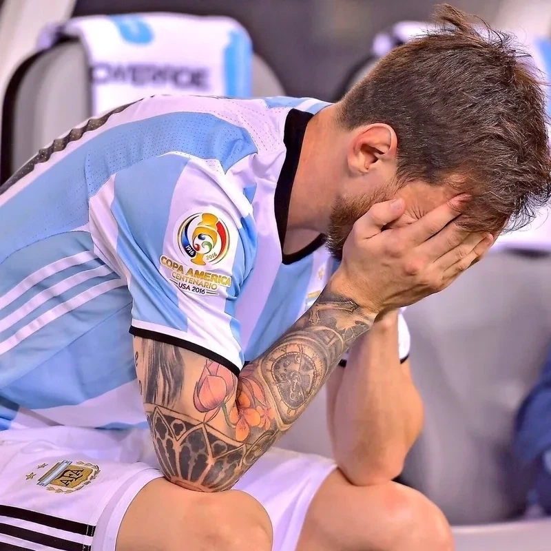 Messi chiquito meme giúp bạn cười tươi với hình ảnh Messi trong những khoảnh khắc dễ thương!