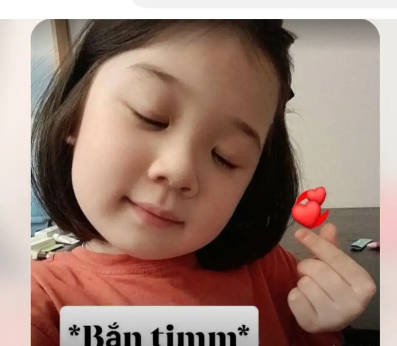 Ngọt ngào dễ thương với meme bắn tim cute