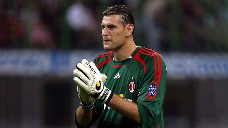 Chiều cao của Zeljko Kalac đã giúp anh được chơi cho AC Milan nhưng không thành công