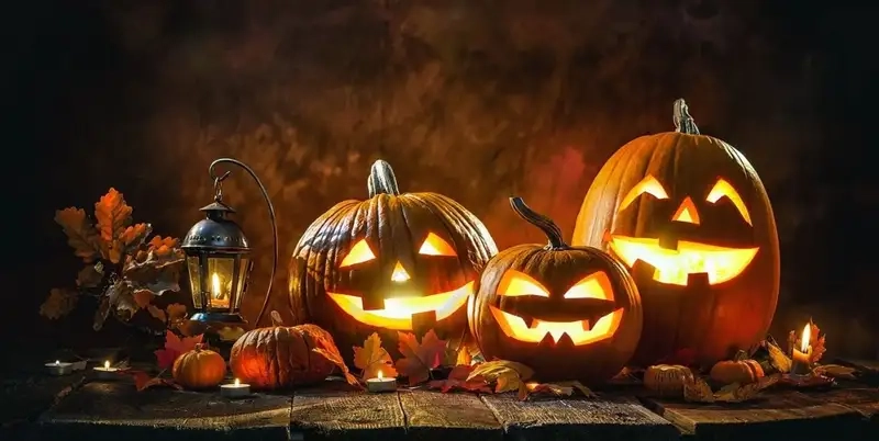 Cập nhật ảnh bìa Facebook Halloween siêu đẹp