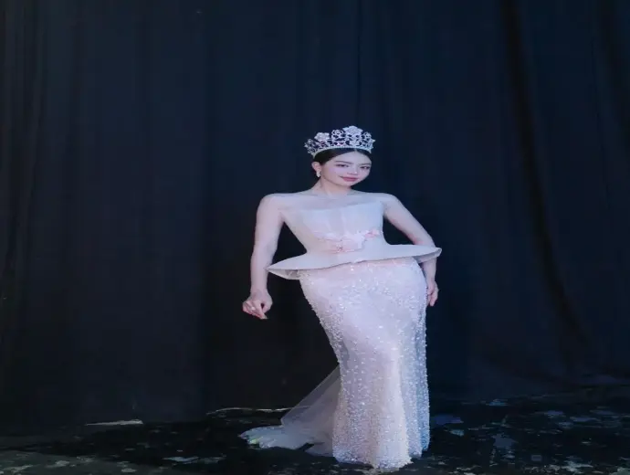 Ngắm nhan sắc hoa hậu Thanh Thủy cực kỳ thăng hoa