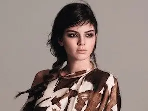 Hành trình vươn tầm của Kendall Jenner ngôi sao thế giới