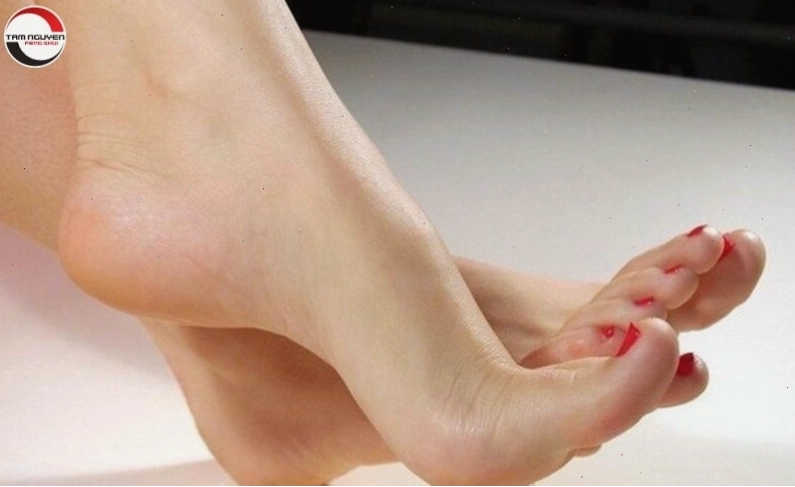 Các đặc điểm ngón chân trên bàn chân nữ giới