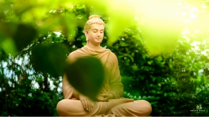 Đức Phật Thích Ca Mâu Ni trong tư thế tọa thiền