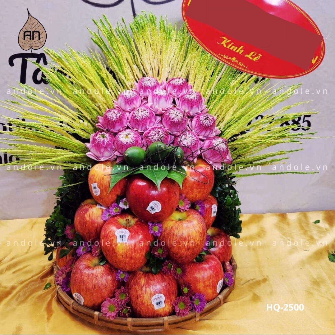 Mẹt hoa quả hình tháp dâng cúng ngày lễ