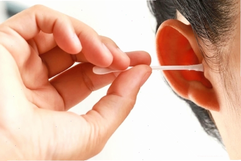 Ngứa tai trái nữ theo giờ và ý nghĩa