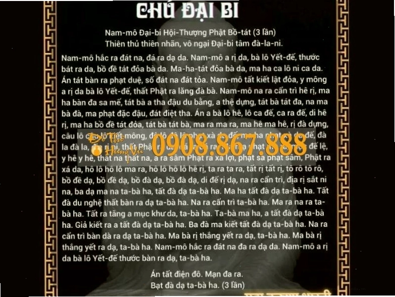 Phật tử đang trì tụng Chú Đại Bi với tâm thái trang nghiêm