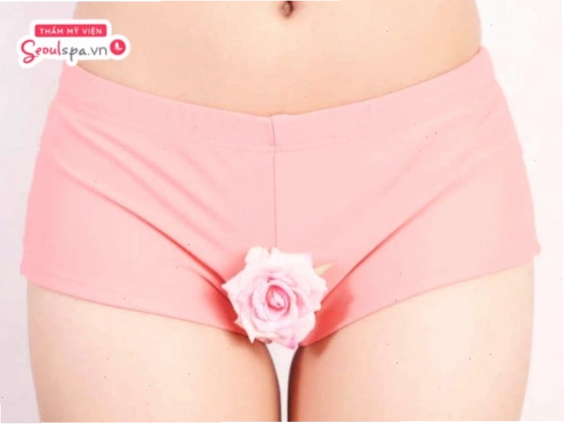 Phụ nữ xương mu cao thường được cho là thu hút đàn ông theo quan niệm thẩm mỹ nhất định