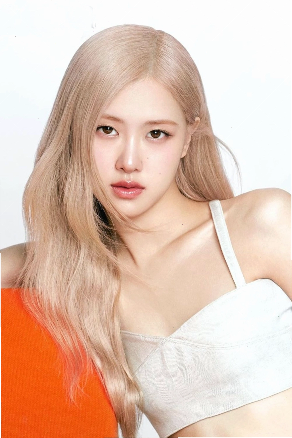 Rosé nhóm Blackpink nổi bật với vẻ đẹp cuốn hút, được vinh danh là gái xinh nhất thế giới 2025