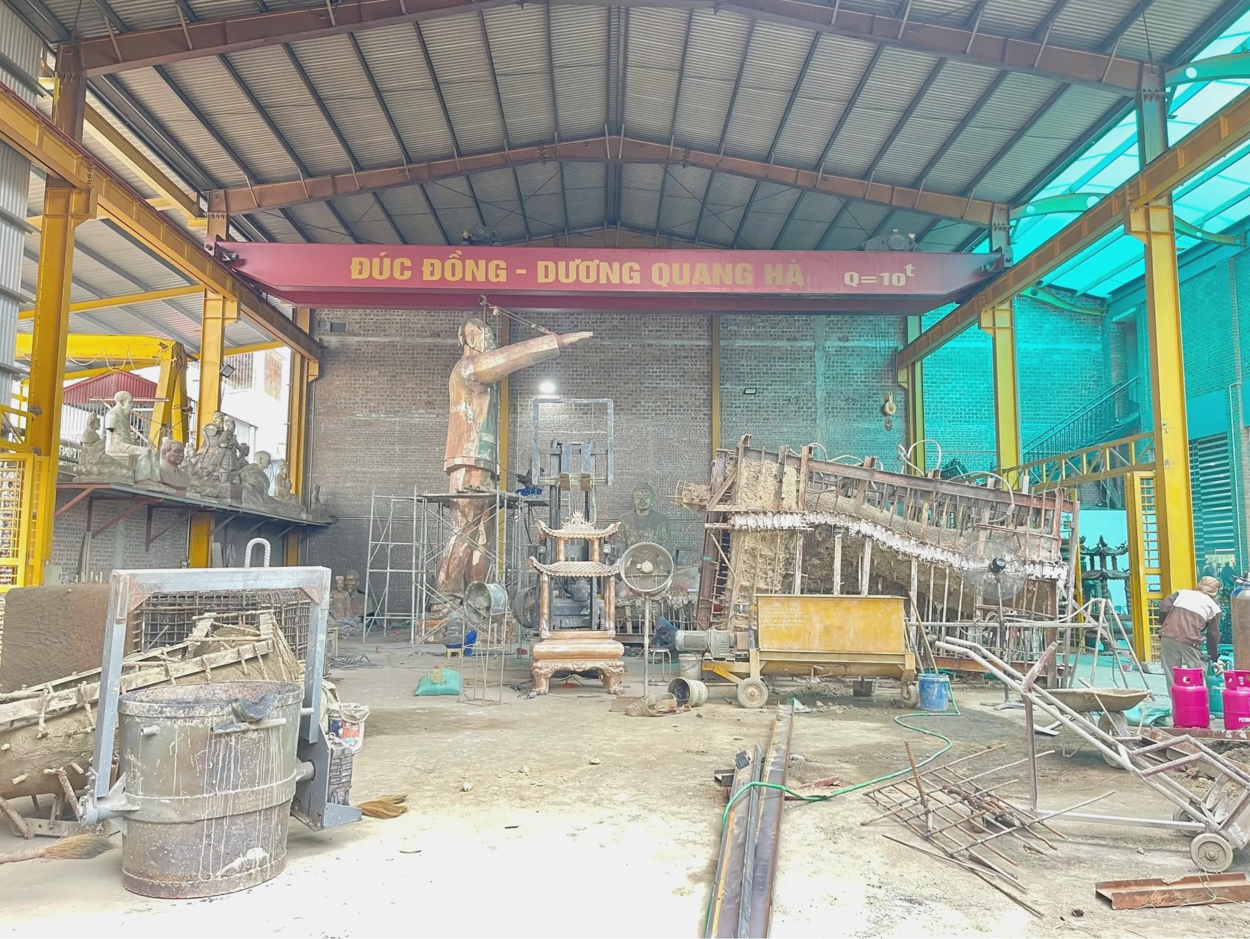Showroom đồ đồng tại Ninh Bình