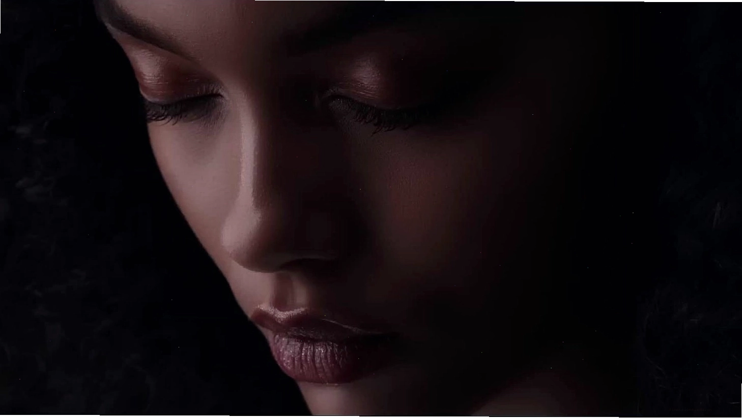 Sydney Sweeney, nữ diễn viên trẻ với nhan sắc nổi bật, góp mặt trong top gái xinh nhất thế giới