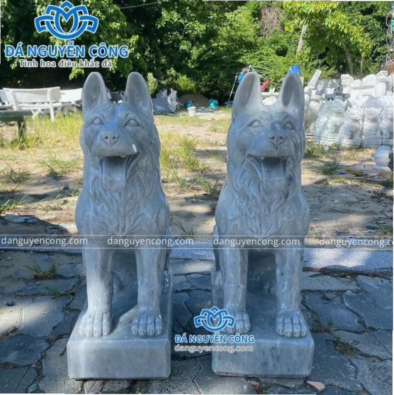 Tượng chó đá phong thủy bằng đá xanh đen cao 60cm