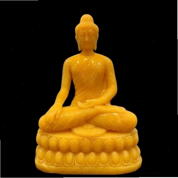 Tượng Phật Thích Ca bằng Ngọc Hoàng Long