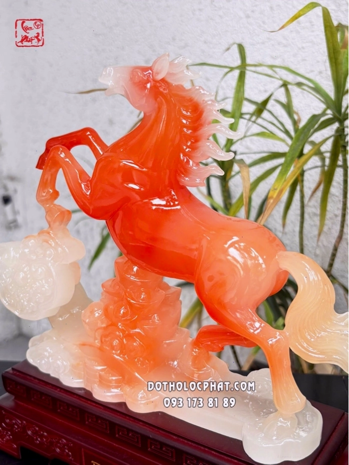 Tượng xích mã phong thủy