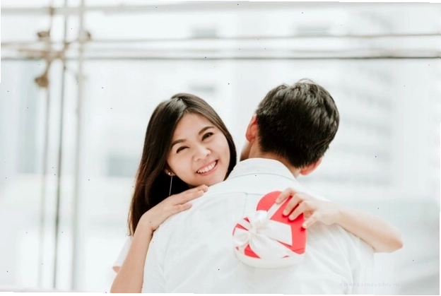 Xem tình duyên qua các kiểu mắt nam giới