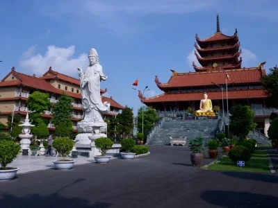 Bát Bửu Phật Đài: Biểu tượng linh thiêng tại Chùa Thanh Tâm