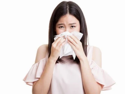 Giải mã điềm báo hắt hơi theo giờ và các yếu tố khoa học liên quan