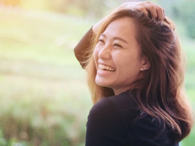 Xem Tướng Nếp Nhăn Đuôi Mắt Khi Cười: Tiết Lộ Tính Cách và Vận Mệnh